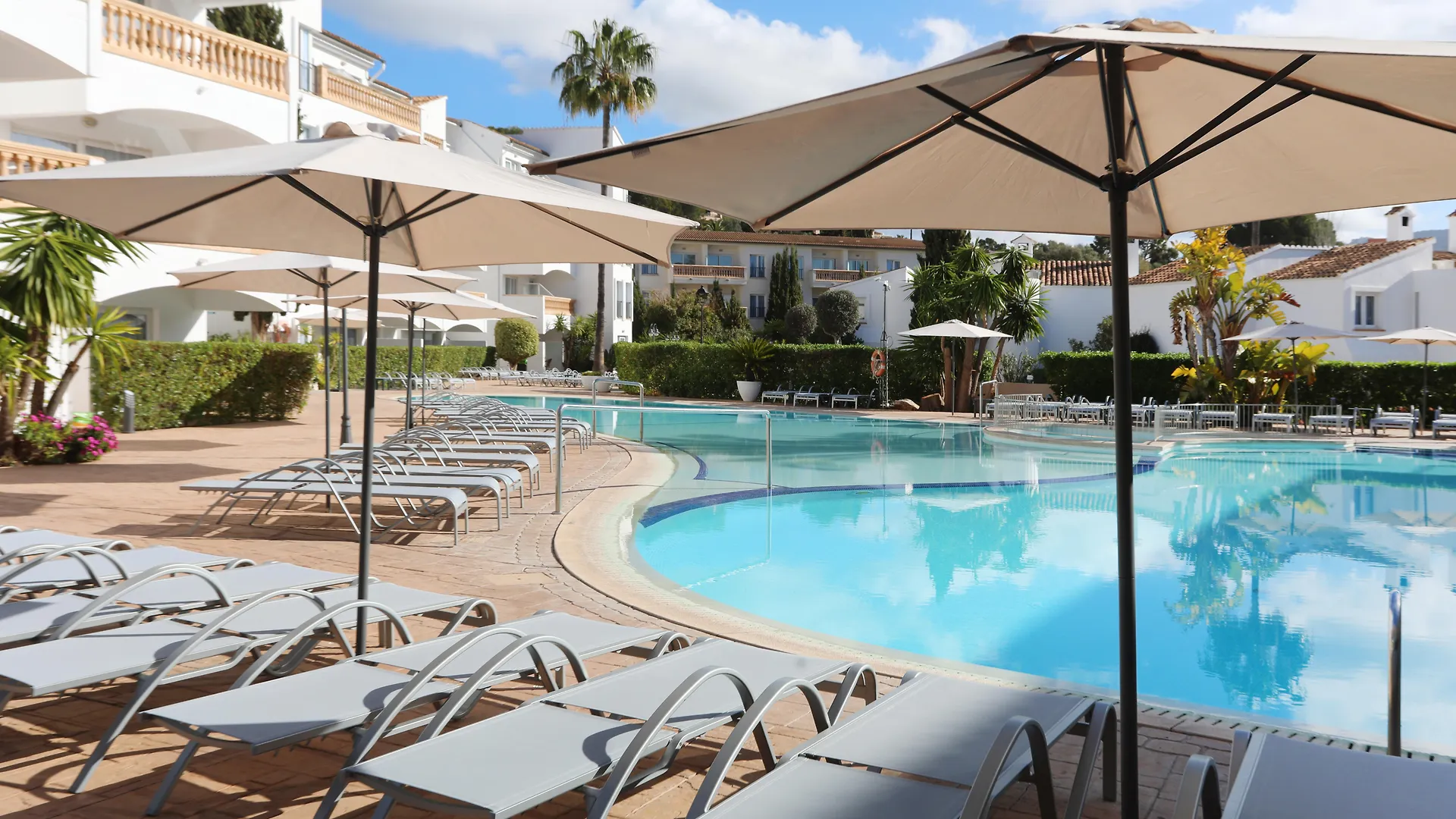 Aparthotel La Pérgola Puerto de Andratx