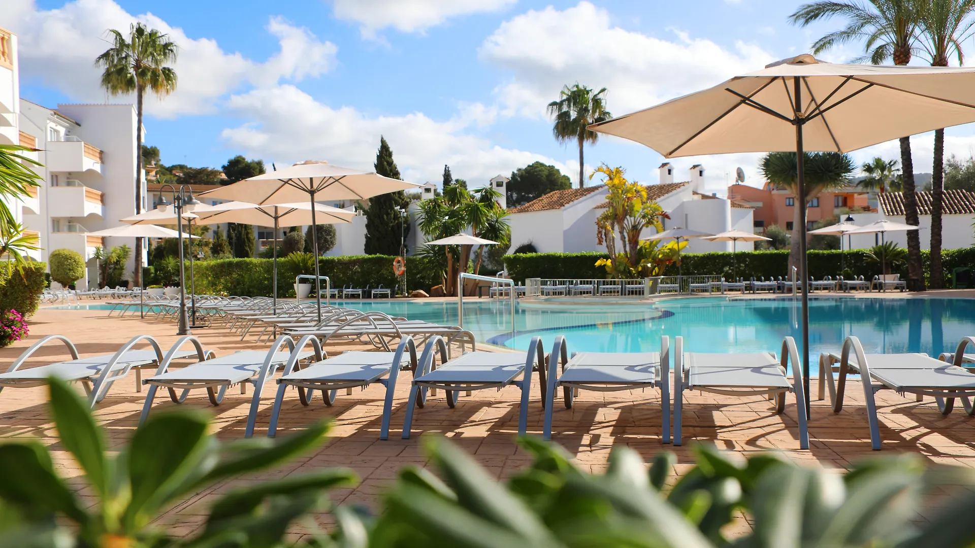 Hotel La Pergola Mallorca Port D'Andratx 4*,